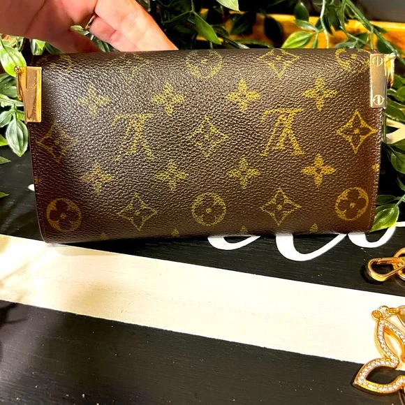 Louis Vuitton Sarah Wallet Vintage 2003 converted crossbody Preloved see photos - Picture 15 of 16